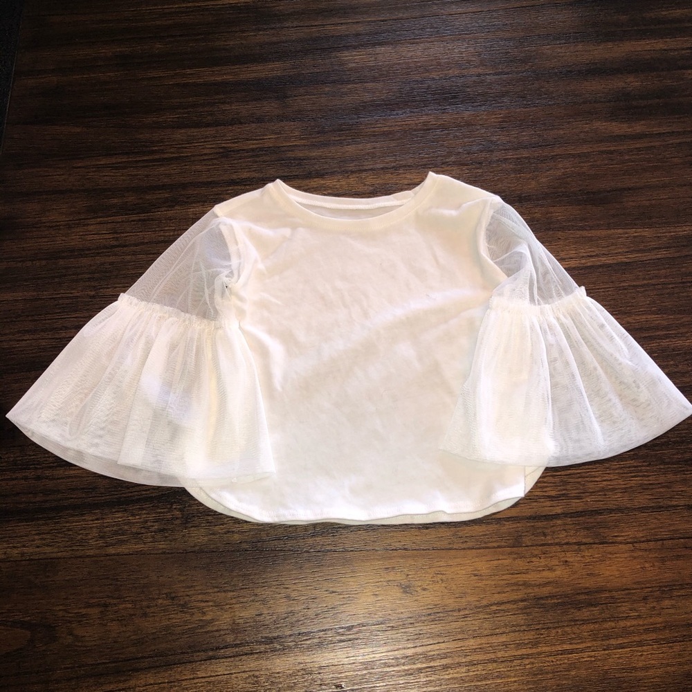 White Crazy 8 Shirt W. Flared Sleeves